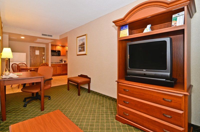 Best Western Gateway Adirondack Inn Utica Quarto foto