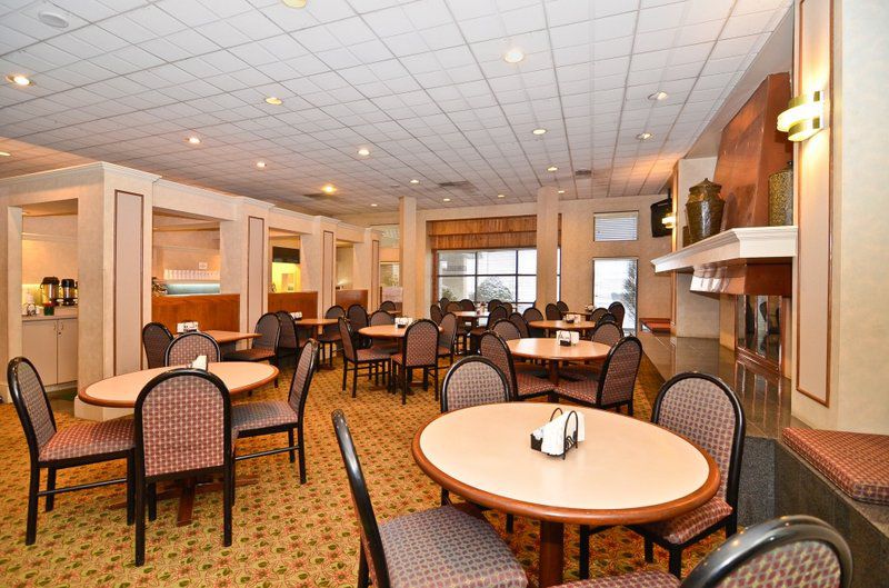 Best Western Gateway Adirondack Inn Utica Restaurante foto